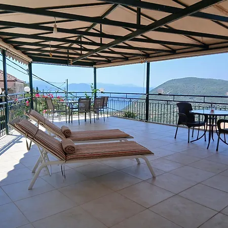 An Amazing Place For You! Giannas Évyiros